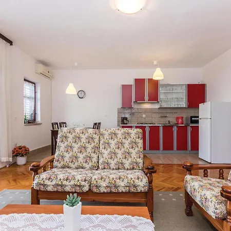 Amazing In With Kitchen * Dramalj